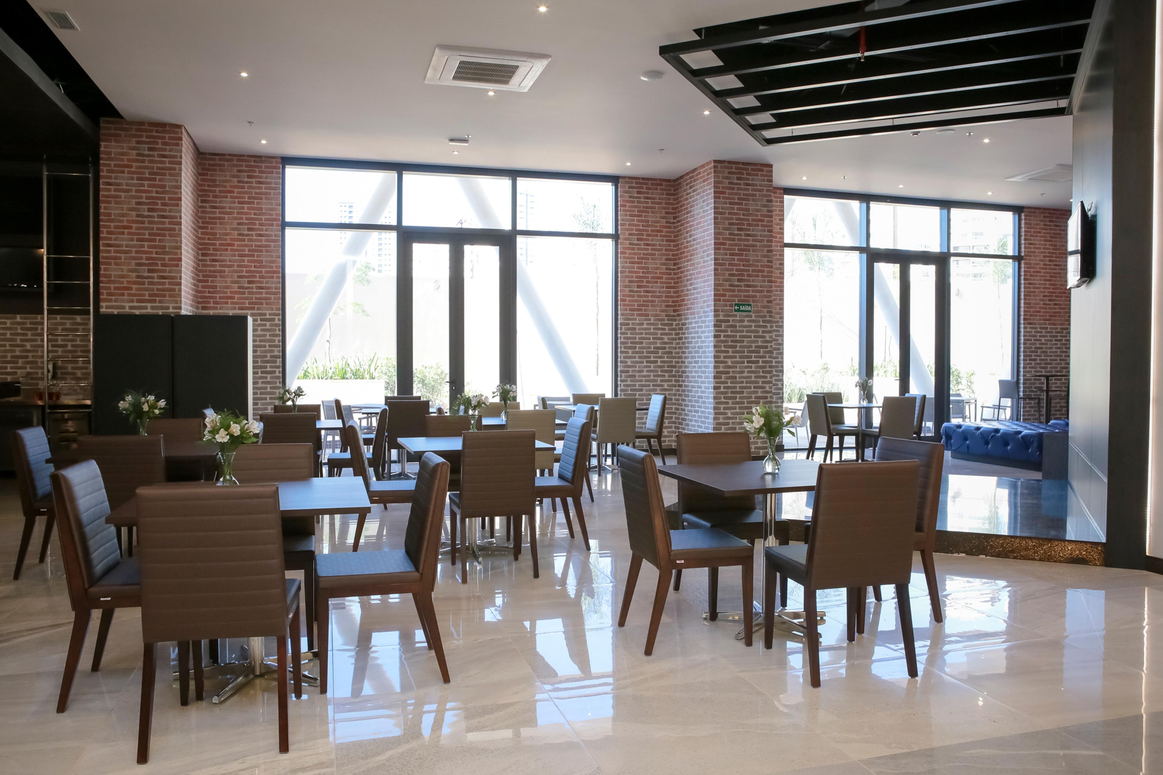 Tryp By Wyndham Ribeirao Preto Hotel Eksteriør billede The interior of the hotel