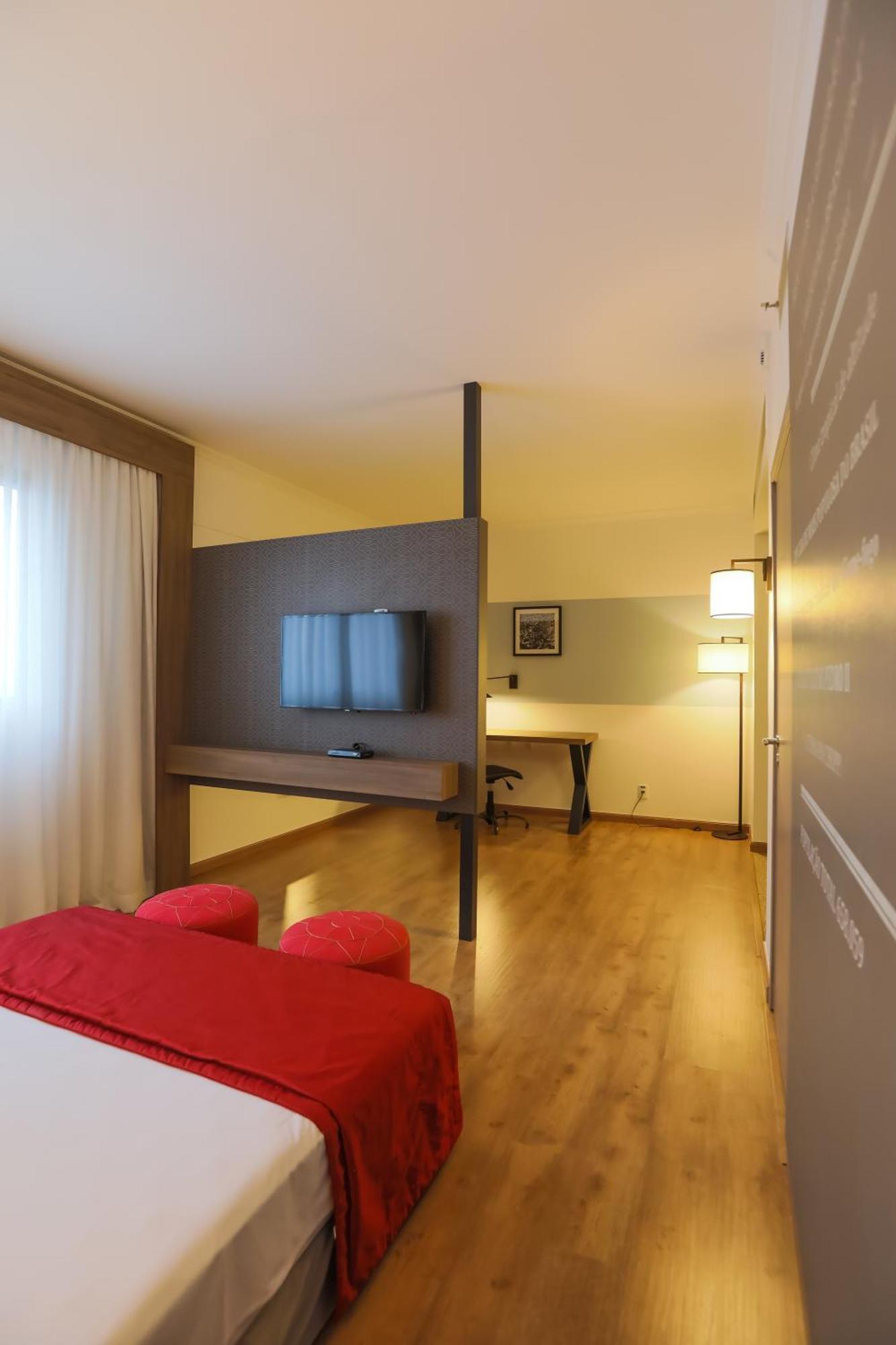 Tryp By Wyndham Ribeirao Preto Hotel Eksteriør billede A typical room at the hotel